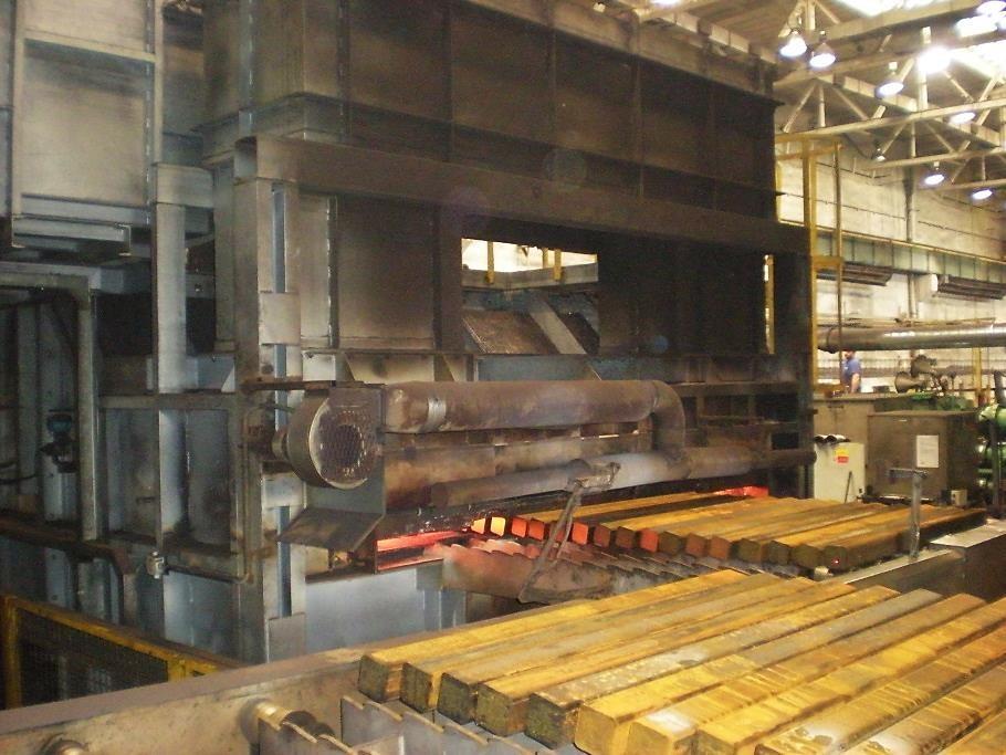 Materiál pro náledné válcování je ohříván ze tudeného tavu, z venkovní teploty (kde je materiál kladován) na teplotu 980 C.
