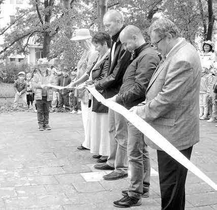 Domnívám se a jsem plně přesvědčen, že vzniklo velmi zdařilé, netradiční a inspirující dílo, které má všechny předpoklady pro to, aby splnilo vysoké cíle, které si projekt Zahrada v přírodním stylu