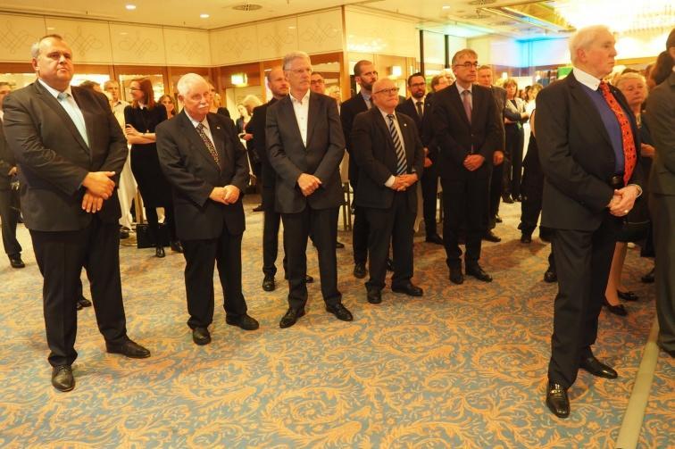 Oba partneři společného projektu Evropský region Dunaj-Vltava (ve spolupráci s VHS Regen) a Aktivity Pro, o.s., uvažují dokonce o rozsáhlejším společném projektu v rámci Programu spolupráce Cíl EÚS 2014-2020 Česká republika Svobodný stát Bavorsko.