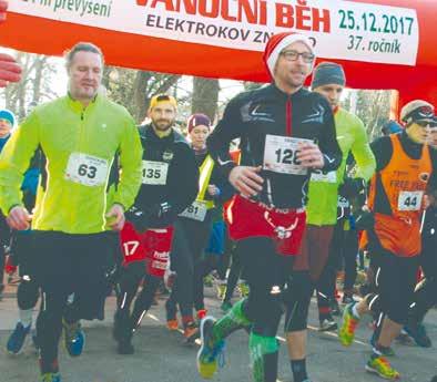 Na tradičním večírku v Novém Šaldorfě pak florbalisté vyhlašovali nejlepší hráče jednotlivých kategorií a představili i novinky ze svého webu či v oblasti merchandisingu.