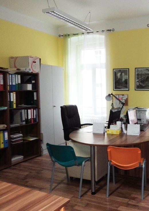 při vyřizování nezbytných dokumentů pro sociální začlenění (občanský průkaz, rodný list, sociální dávky apod.