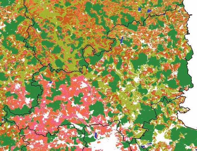 Použité mapové podklady: HPKJ, LPIS, mapa lesních ploch a ArcČR 500 (vrstva vodstvo, vrstva okresy). Princip vytvoření mapy: Provedl se průnik map HPKJ s mapou půdních celků LPIS.