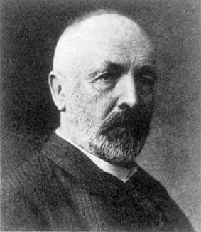 Novověk Georg Cantor (1845 1918) Nemohu nikterak souhlasit se způsobem, jakým Bolzano s nekonečnými čísly zachází, neumí jim dát správnou definici.