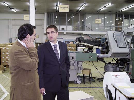 Osobnost Svět tisku 11/2011 40 skupiny, jako byla výroba kalendářů, diářů nebo hracích karet, jsme vypustili.