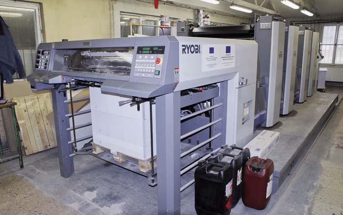 Praxe Svět tisku 11/2011 60 Ryobi 924 s obracením Tiskový stroj Ryobi 920 ve formátu A1+ známe již z několika instalací v České republice i na Slovensku.