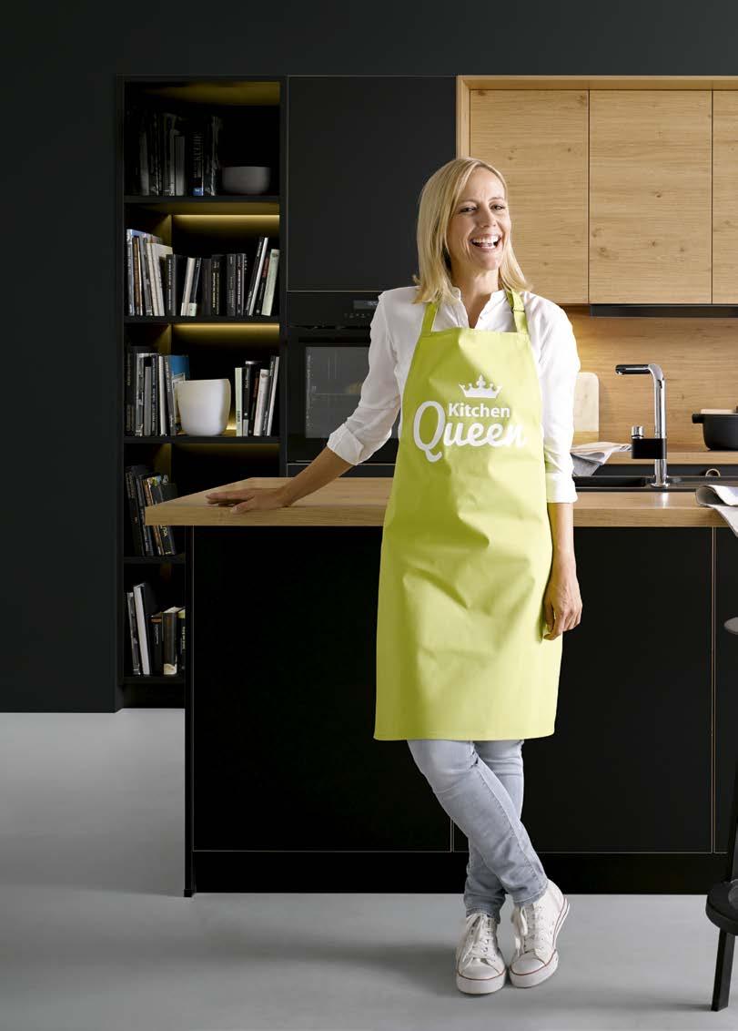 Otkrijte iznova kuhinju tako raznovrsnu i zanimljivu kao što ste i Vi! KITCHEN LIVE ZAČETNIK ALI MOJSTER V KUHINJI vsak potrebuje kuhinjo, opremljeno po svojih potrebah.