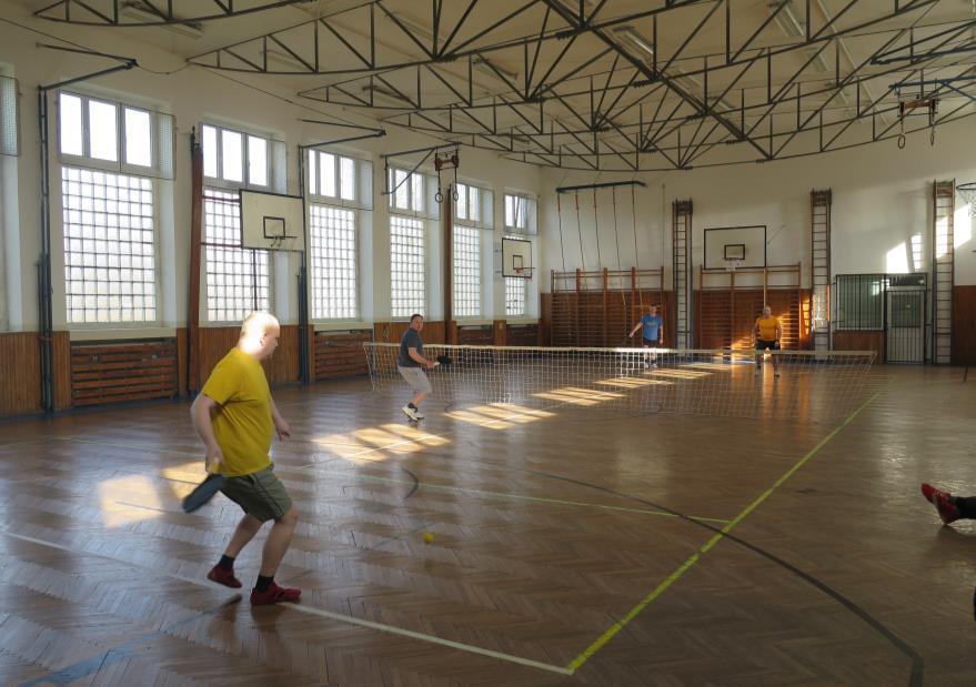 sobotu od 18:00 20:00 hod. Soft tenis čtyřhry, badminton čtyřhry. Rozdělení sportů na místě podle dohody cvičících. Novinka!