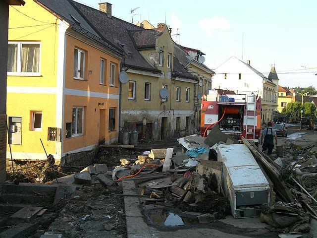 SPA (100 cm), ovšem kulminace hladiny 155 cm a průtok 6,5 m³/s neznamenala ani jednoletou vodu. I zde se voda k normálu vrátila v úterý dopoledne.