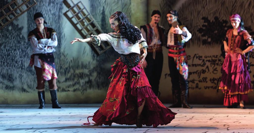 ROZHOVOR S BARBOROU ŠULCOVOU V současné době chtějí choreografové všechno hned kroky, přesnost v hudbě, emoci a výraz. Vyžaduje to velkou koncentraci a musíte do toho dát všechno!