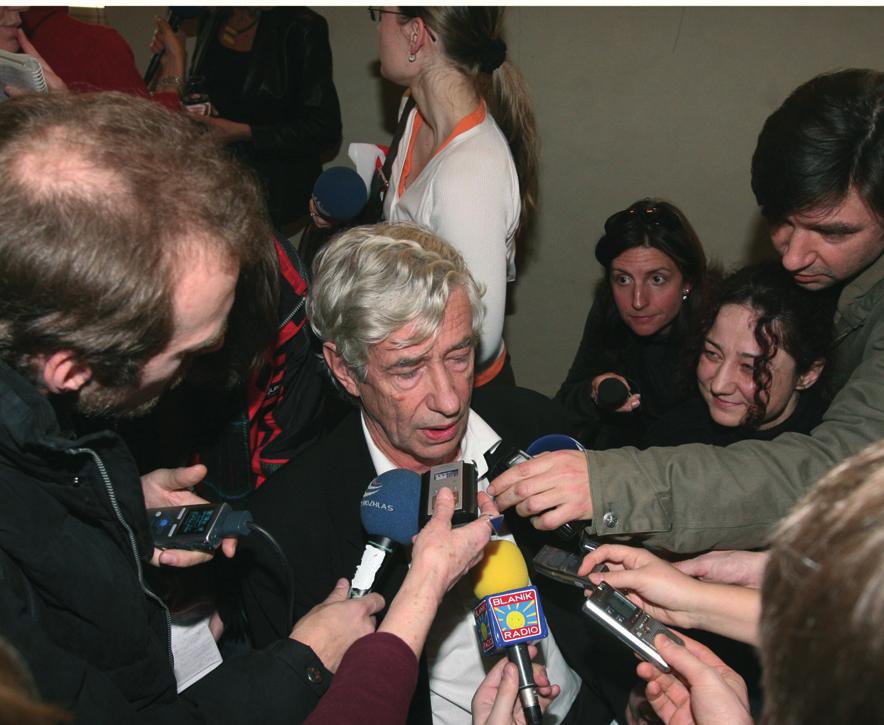 Jakkoliv se dalo očekávat, že půjde o mediálně přitažlivou záležitost, nikdo z nás nepředpokládal, že zájem novinářů vydrží tak dlouho.