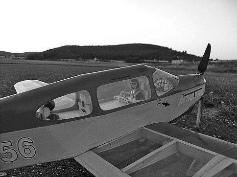 , 1 list A2 Cena 520 Kč / 23,20 132 AMMV 03 Aerotaxi 133 Cessna 172 Skyhawk 134 AMA 54 135 Vrabec