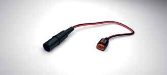 3 kolíkové XLR připojení, 400 mm dlouhý kabel. Ochranné pouzdro Bumper CTEK pomáhá chránit vaši nabíječku CTEK před nárazy a škrábanci.