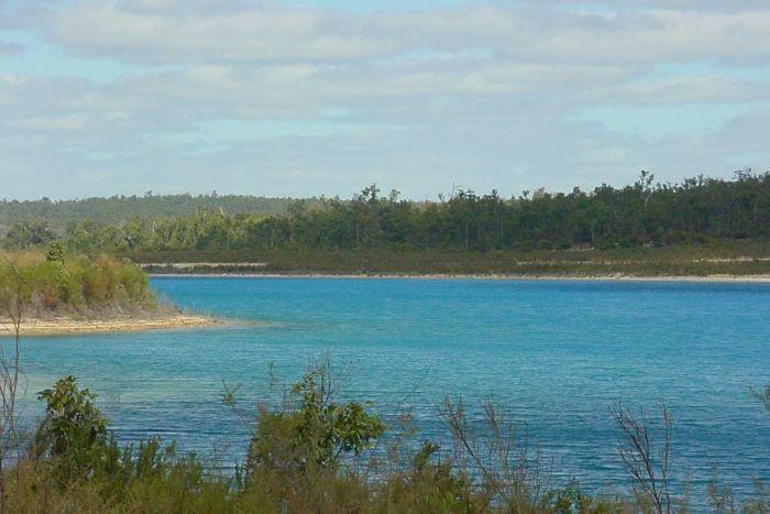 3.3 Západní Austrálie Jezero Kepwari (Viz příloha číslo 2) Studie Jezera Kepwari byla zaměřena na posouzení faktorů, limitujících rozvoj biomasy řas.