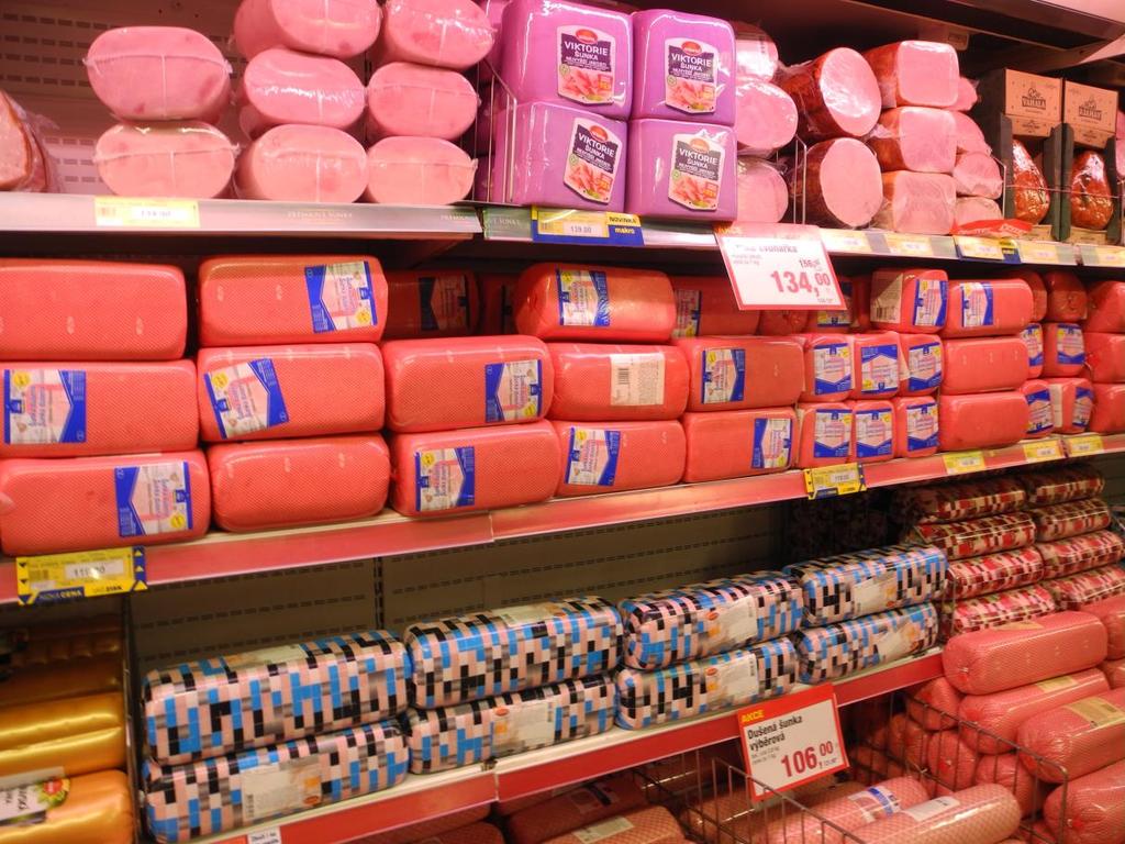 Celosvalové masné výrobky v síti Makro Cash & Carry ČR s.r.o. Pár otázek na MVDr.