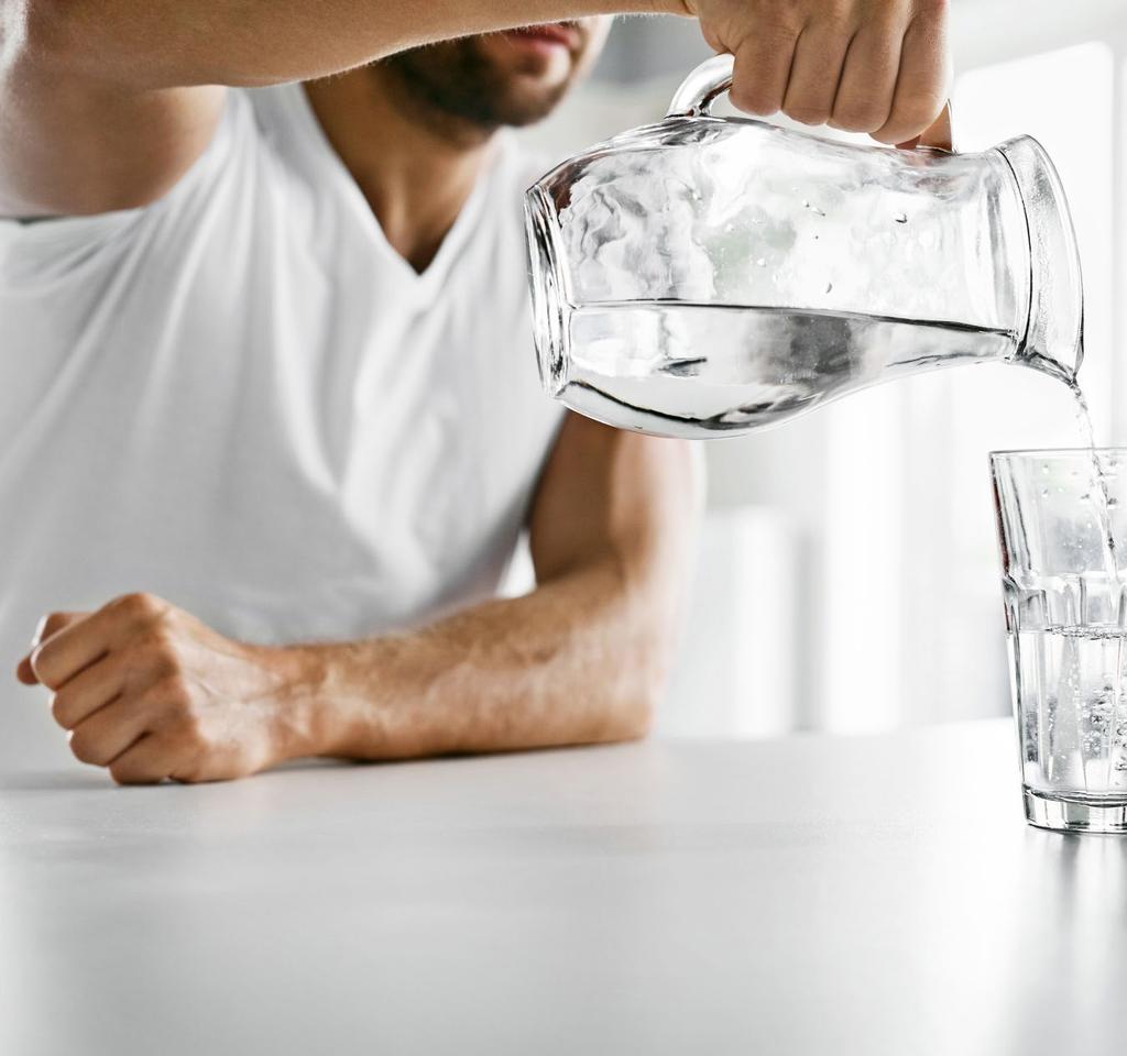 sezónní tipy Detox: Přelud nebo potřeba? Připravila Tatiana Urbanová, foto shutterstock Začíná jaro a s ním i každoroční sezona detoxů, očist, hladovění, odvodňování a střevních sprch. Je to logické.