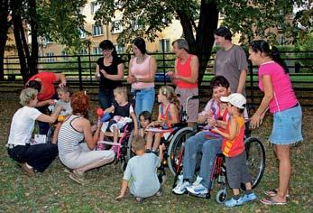 Centrum sociálních služeb - pracoviště ICOS POČET UŽIVATELŮ SLUŽBY OSOBNÍ ASISTENCE V roce 2008 byla služba osobní asistence poskytována celkem 21 různým uživatelům.