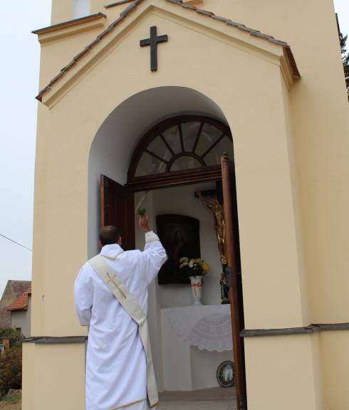 Síbkovy, Ondra a Bětka (housle) Pekárkovi, Radka a Adélka Redzinovy, Eliška Rambousková a já, Anežka Hofmeisterová. I když jsme se vrátili až pozdě večer, tak jsme si celý den užili.