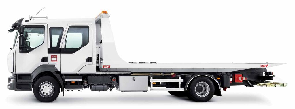 RENAULT TRUCKS_ 16 17 RENAULT TRUCKS_ JÍZDA MĚSTEM BEZ OBTÍŽÍ Díky menšímu poloměru zatáčení, krátkému přednímu převisu a kompaktní kabině vám řada D umožní nerušenou jízdu městem všude tam, kde je