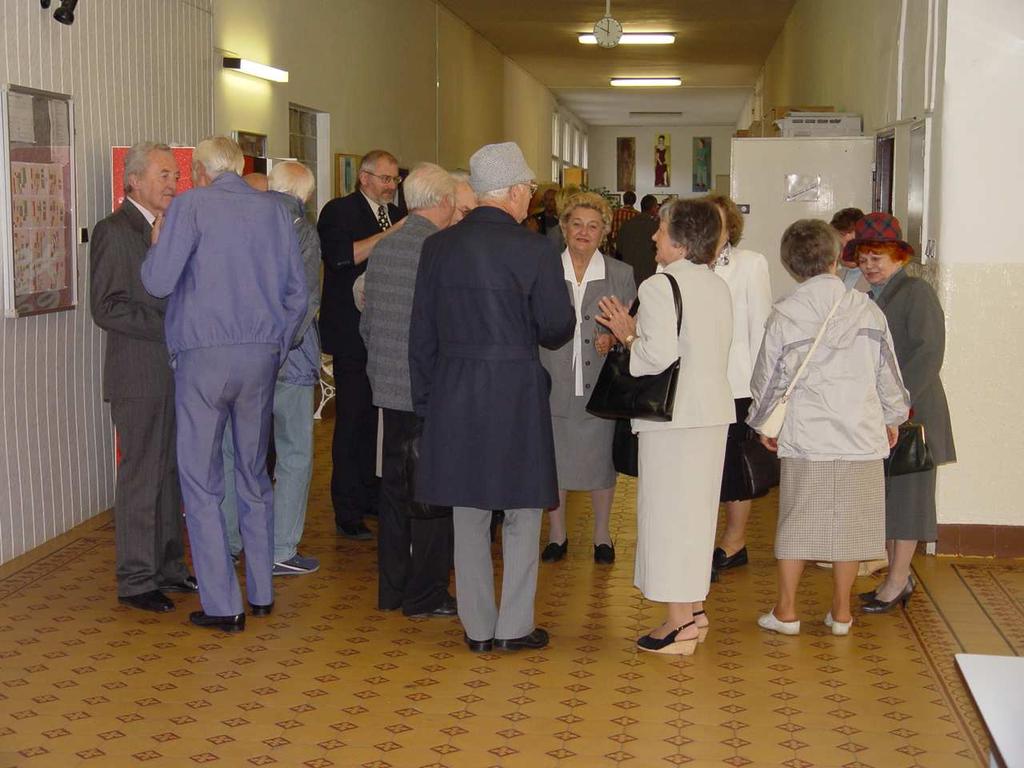 výročí jsme vydali Almanach, kde jsem stručně shrnul historii školy, dále jsou tu uvedeny seznamy všech dosavadních absolventů školy, vzpomínkové články, seznamy všech učitelů a některé práce