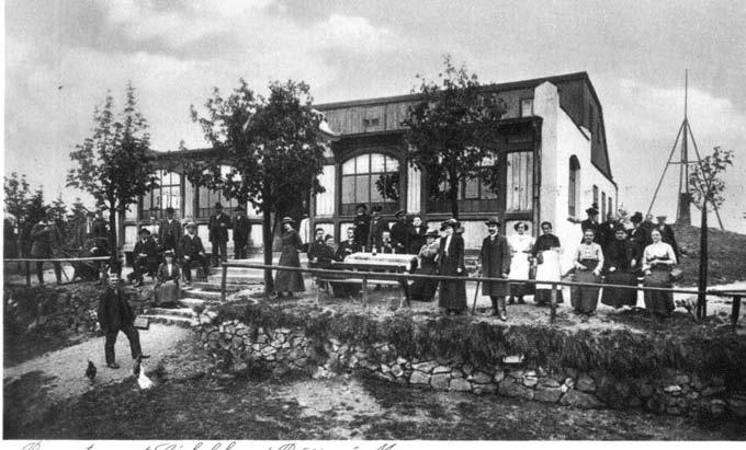 Výletní restauraci na vrchu Gickelsberg (dnes Výhledy) nad Horním Vítkovem u Chrastavy nám dnes připomínají už jen dobové pohlednice Sběratelství však trvá dál a sběratelé to nevzdávají.
