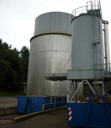 Vyhnívací nádrže Zpracování produkovaného smíšeného kalu probíhá ve vyhnívacích nádržích (dvoustupňová anaerobní stabilizace). Nádrž 1.