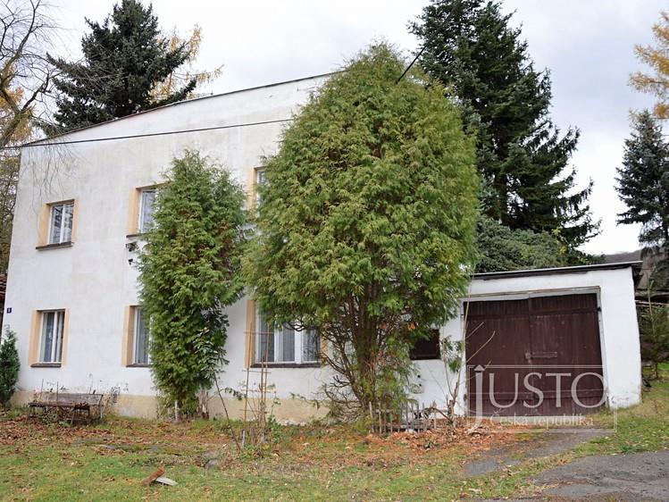 Srovnávané nemovitosti 1. Identifikace Záznam o prodeji srovnávané nemovitosti č. 1 Prodej, Rodinný dům, 178 m 2, Ohníč, okres Teplice Celková cena: 1.500.