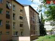Podlahová plocha [m 2 ] 67 Započitatelná plocha [m 2 ] 64,27 Jednotková cena (JC) [Kč/m 2 ] 16 842 Rozestavěnost % 100,00 Reprodukční hodnota (RC) Kč 1 082 435 Stáří roků 72 Další životnost roků 40