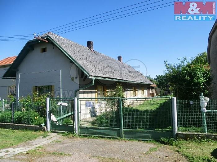 Srovnávané nemovitosti 1. Identifikace Záznam o prodeji srovnávané nemovitosti č. 1 Prodej, Rodinný dům, 60 m 2, Hlušice - Hlušičky, okres Hradec Králové Celková cena: 890.