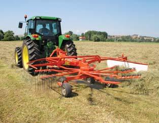 I v současnosti pokračuje ve vývoji a přináší farmářům takové shrnovače, které zvýší produktivitu a sníží ztráty hmoty na poli.