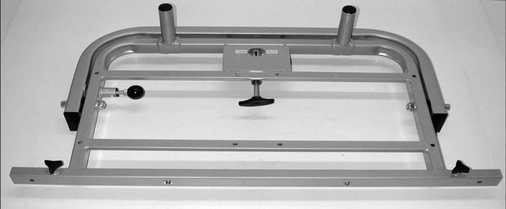 EAL GmbH, Otto-Hausmann-Ring 107, D-42115 Wuppertal MONTAGEANLEITUNG Schrauben M8 x 50,
