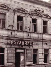 Restaurace Na Radnici (zvaná také U Koruny, U Pokorných) bývalé čp.