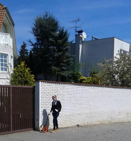 Zónu 30 jsem zde spolu s obytnou zónou navrhla proto, že zřízení celé této oblasti jako obytná zóna nelze.