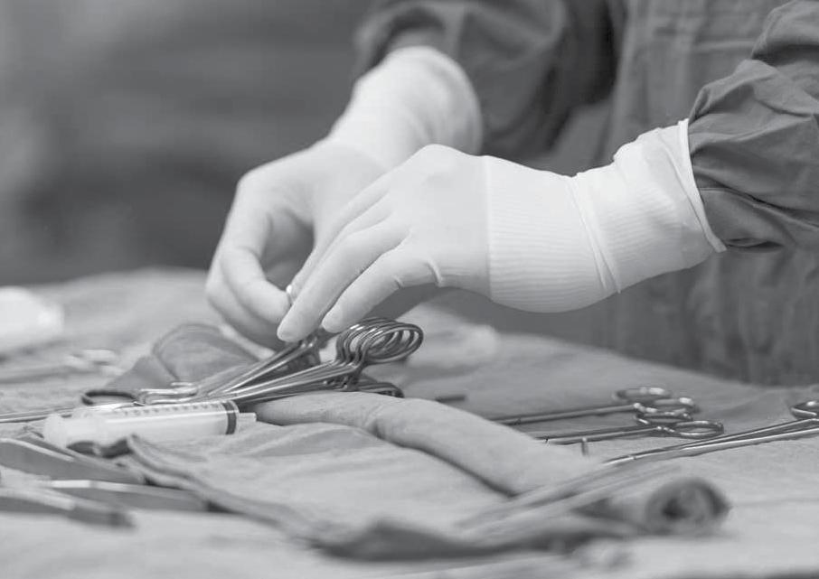 08 STRATEGIE A PROJEKTY do roku 2017 Edukace sester ve třech hlavních tématech: Hojení ran, Péče o stomii a Efektivní hemostáza. Podpora na workshopech a školeních na jiných pracovištích.