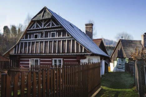 V roce 1542 se Semily dostaly do vlastnictví Smiřických, poté přešly do správy Albrechta z Valdštejna a po jeho smrti do držení cizích šlechtických rodů.