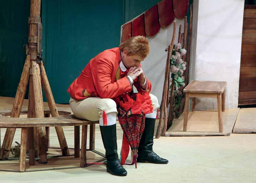 Bedřich Smetana (1824 1884) PRODANÁ NEVĚSTA Premiéra 13. prosince 1997 v 19 hodin v Divadle Antonína Dvořáka Obnovená premiéra 19.