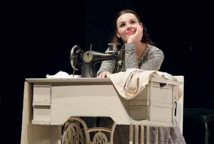 (Jeptiška), Lucie Končoková (Emma