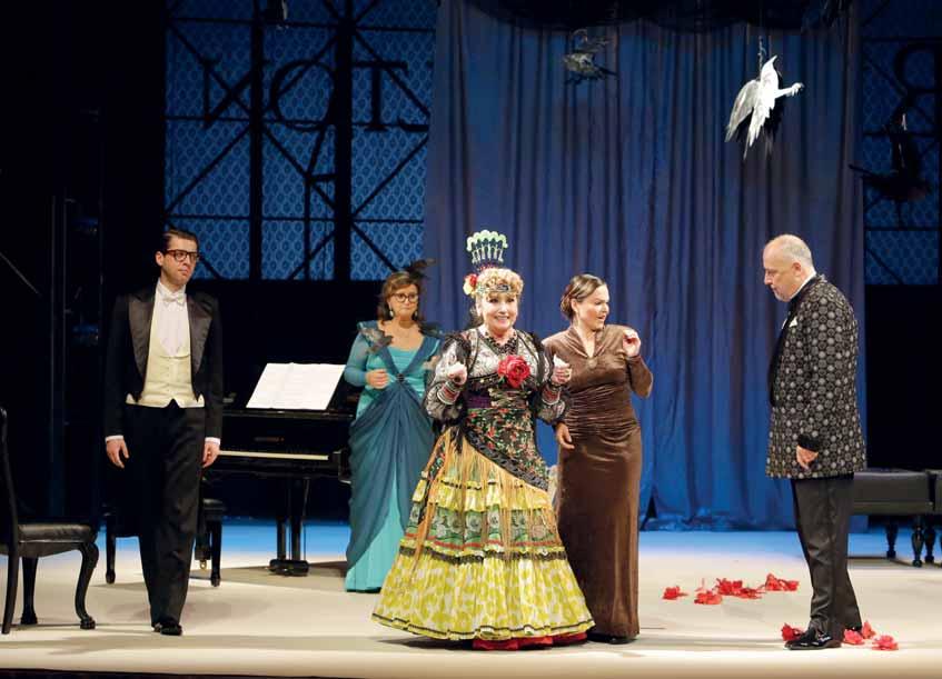 RUBENOVÁ MICHAL SYROVÝ TOMÁŠ KYPTA PETER GÁBOR VLASTIMIL ONDRUŠKA EVA DŘÍZGOVÁ-JIRUŠOVÁ KRISTÝNA SLEZÁKOVÁ Osoby a obsazení: Florence Foster Jenkinsová Cosma McMoon St.