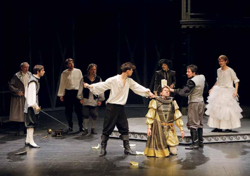 Marc Norman (1941) Tom Stoppard (1937) Lee Hall (1966) ZAMILOVANÝ SHAKESPEARE Premiéra 6. dubna 2017 v 18.
