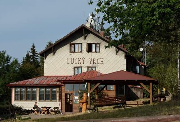... PŘÍSPĚVKY ČLENŮ KLUBU O víkendu 4. -6. 9. 2015 se konal již 4. ročník srazu Entlebuchských salašnických psů.