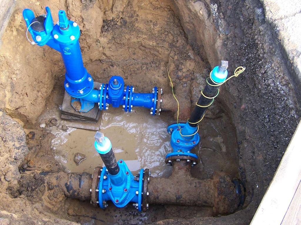 Z důvodu nefunkčnosti zemních šoupátek a hydrantů v Darkovičkách byla v