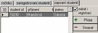 Na pravé straně se nachází "panel s tlačítky" umožňující následující funkce: Stisknutím tlačítka se otevře dialogové okno, které nabízí přehled studentů zařazených do ročníků vybrané studijní skupiny.