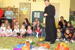 V tamější škole nás přivítal přísný mnich, který nám nastínil historii Velké Moravy.