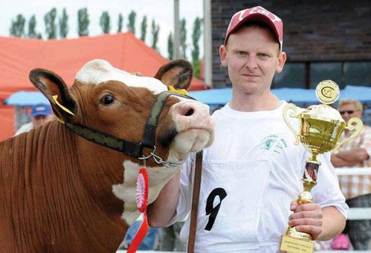 Z výstav Zemědělská výstava Kroměříž 2014 Pavel Král, foto: Martina Sasáková Vítězka kroměřížské výstavy Pořádání zemědělských výstav na Kroměřížsku má bohatou tradici.