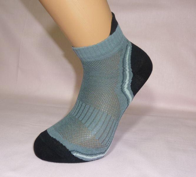 R11-silva Dámské tenké snížené ponožky Dámské elastické snížené ponožky.