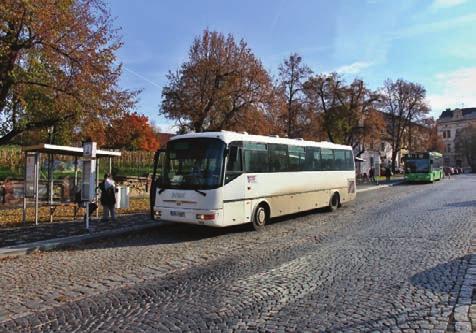 Pražané se mohou setkat s vozidly ČSAD Česká Lípa na lince z Prahy do České Lípy a Nového Boru, ta samozřejmě není součástí systému Pražské integrované dopravy, ale území v okolí České Lípy nabízí