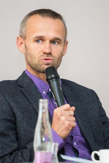 C) Klinický výzkum a edukační aktivity: 1. Publikace české multicentrické prospektivní studie prvně popisující výsledky a kvalitu léčby sepse v ČR (projekt EPOSS, Vnitr Lek 20