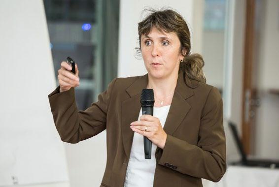 Laboratoř studia interakcí buněk s materiálem Marie Hubálek Kalbáčová Biomedicínské centrum Laboratoř se v uplynulém roce zabývala interakcí buněk s různými materiály ať již v planární podobě nebo v