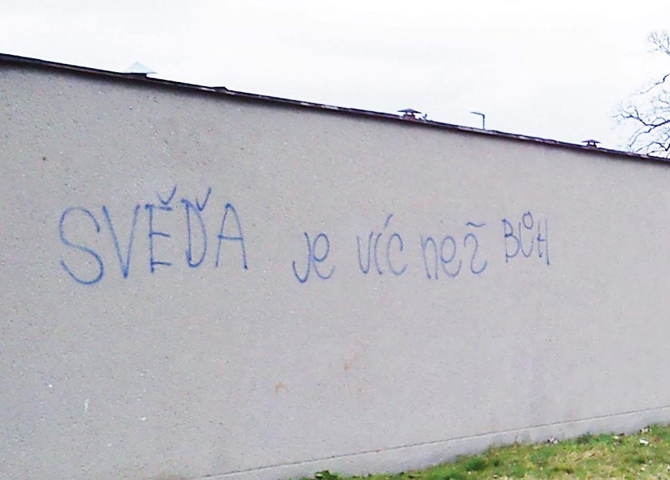 herním stylu by nám terén určitě nevyhovoval. Místo zápasu jsme si AKTUÁLNĚ Areál Pod Vinicí zatrénovali a nyní se už budeme připravovat na derby s Hradcem.