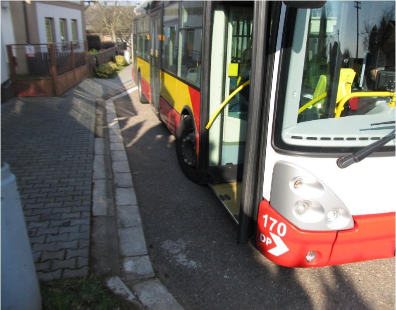 3.3 Vozidlo Obr. 29 Uvažovaná zastávka v obci Střezetice Zdroj: autor Již z podkapitoly 2.