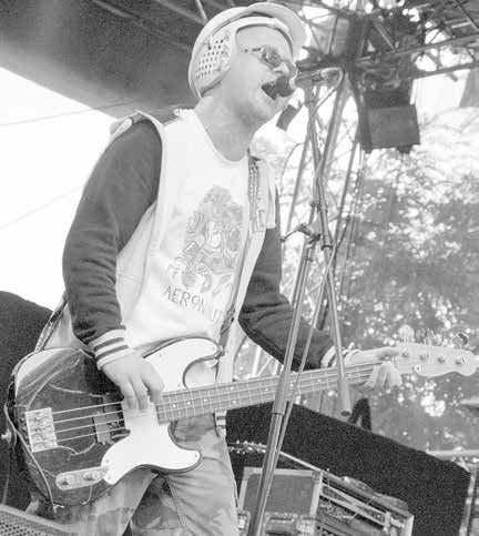 Kapela zahrála první koncert od svého rozpadu v roce 2007 a rozhodně se nechystá vrátit ke koncertování. Hráli jsme tady dvakrát, bylo to super a dnes to bylo opět úžasné.